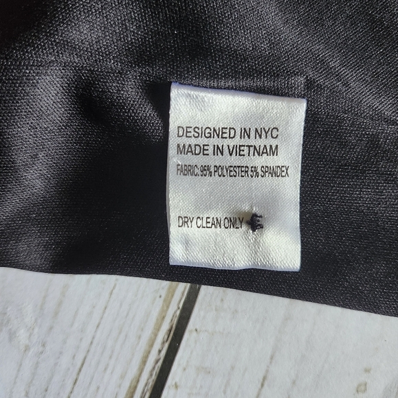 YUMI KIM Donna Black Velvet Puff Sleeve One-Shoulder Jumpsuit Size X-Small - Picture 7 of 8